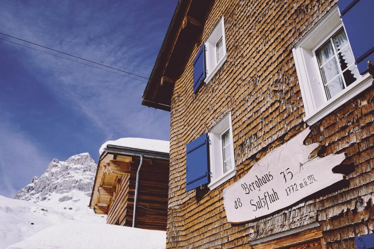Berghaus Sulzfluh Hotel Saint Antonien Exterior photo