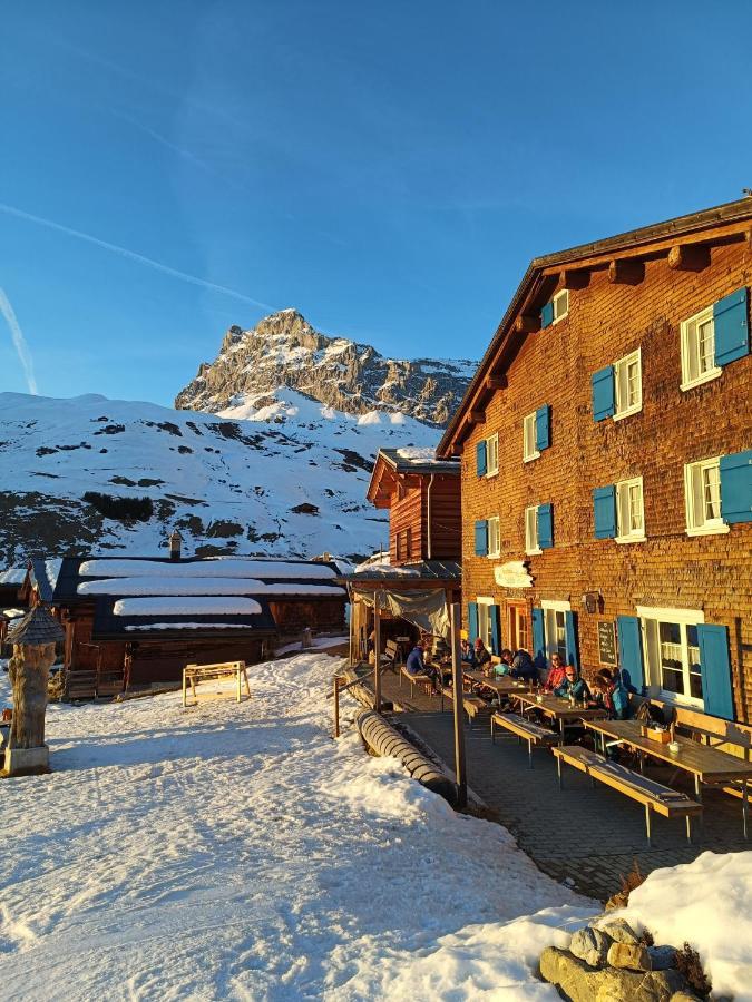 Berghaus Sulzfluh Hotel Saint Antonien Exterior photo